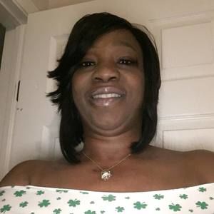 Meet your Posher, Lorraine